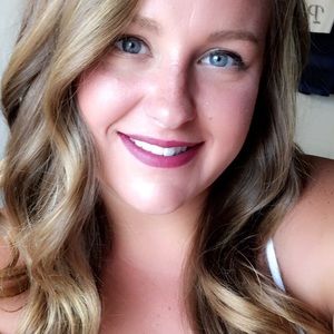 Meet your Posher, Brittanie